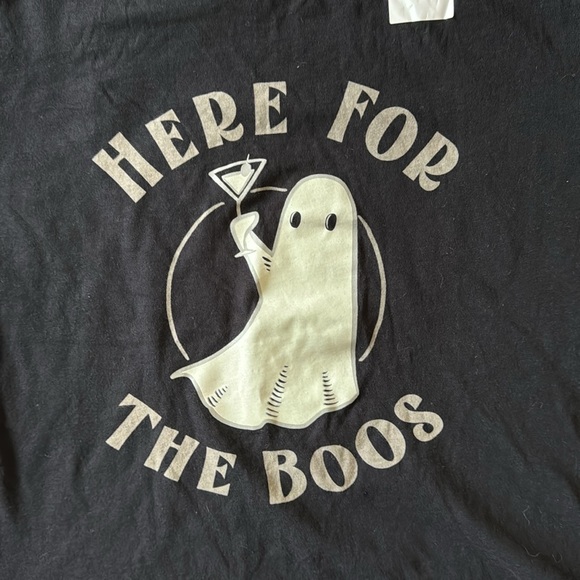 NWT Old Navy - Black Here for the Boos Glow in the Dark Tshirt - 1X Plus - Picture 2 of 3